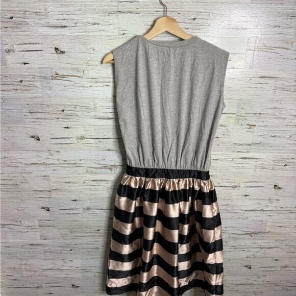 Anthropologie English Factory Black and Cream Sleeveless dress striped size smal - Picture 7 of 7